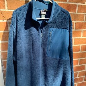 Men’s quarter zip pullover. Champion.